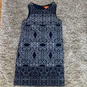 Joe Fresh Navy Patterned Shift Dress in Size 4